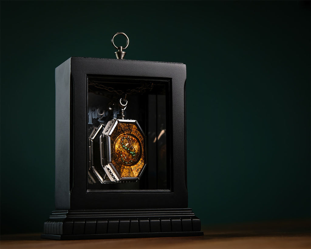 Produktbild Harry Potter - Horrokrux Medaljong Salazar Slytherin