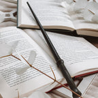 Produktbild Bellatrix Lestranges trollstav - Karaktärsutgåva