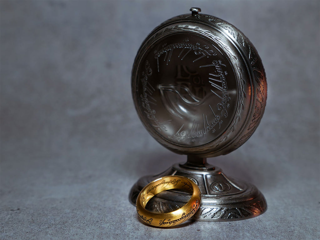 Product image The Lord of the Rings - The One Ring in Jewelry Display