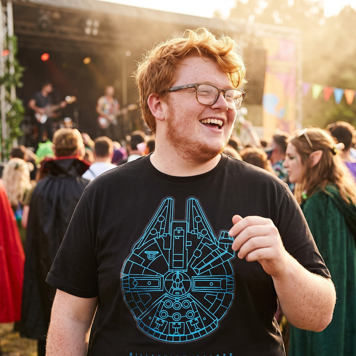 Produktbild Star Wars - Millennium Falcon T-shirt svart