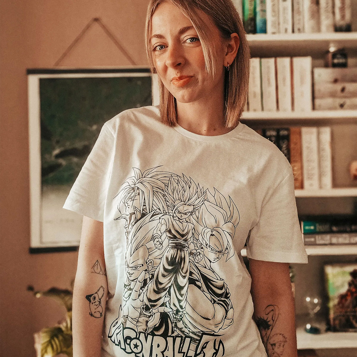 Produktbild Dragon Ball - Saiyajin Grupp T-shirt vit