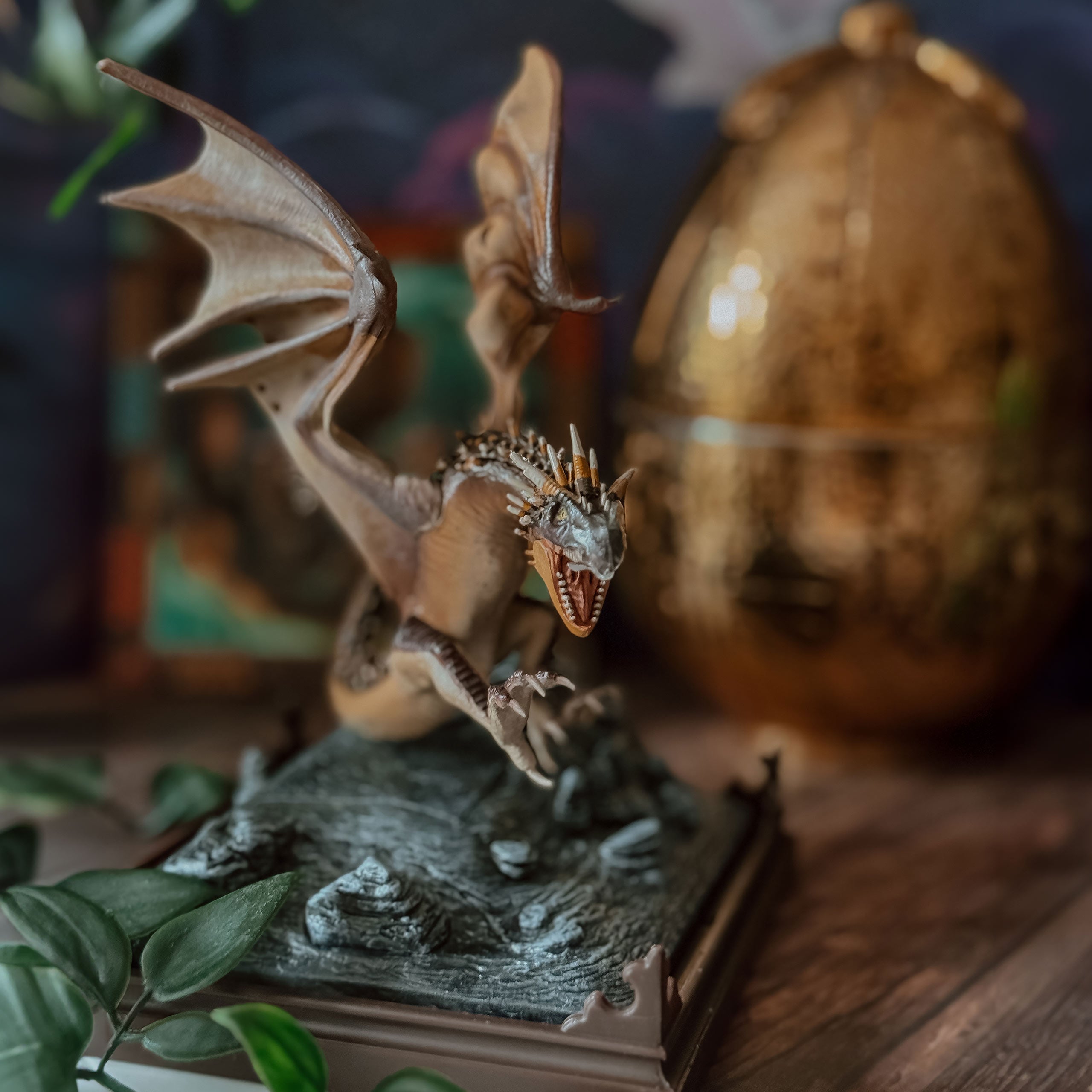 Produktbild Ungersk Taggsvans - Harry Potter Magiska Varelser Figur