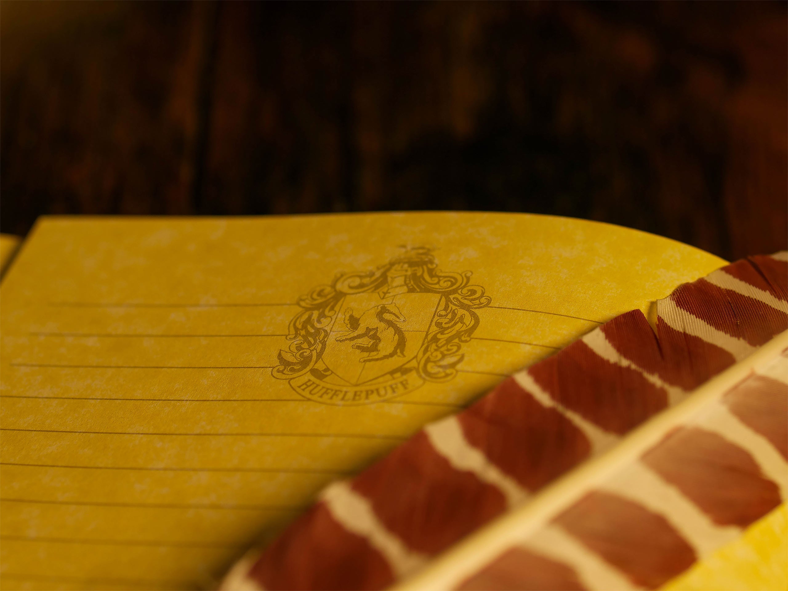 Produktbild Harry Potter - Hufflepuff Emblem Deluxe Anteckningsbok