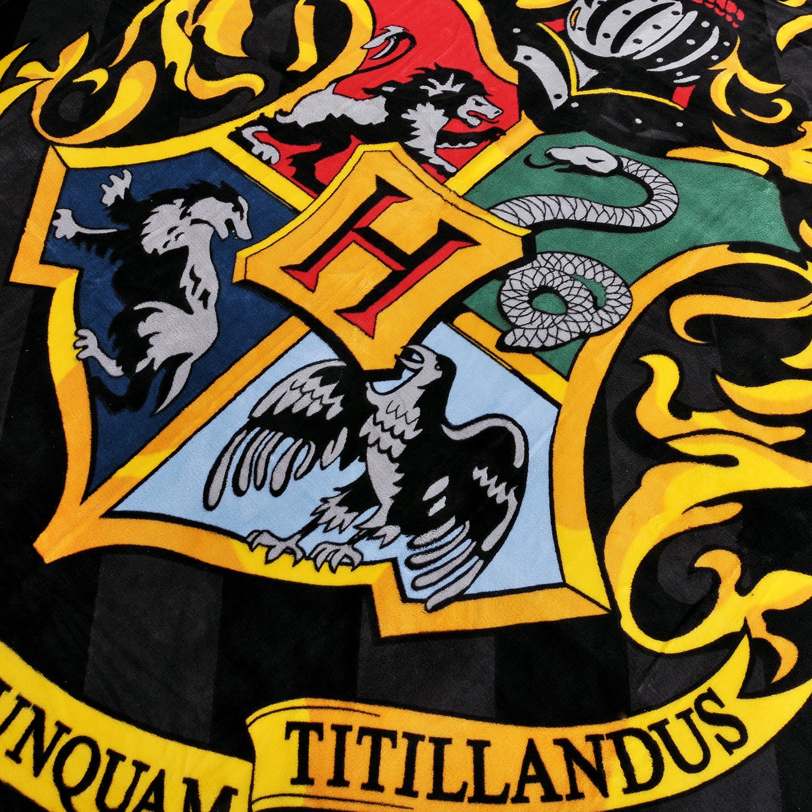 Produktbild Harry Potter - Hogwarts vapensköld fleecefilt
