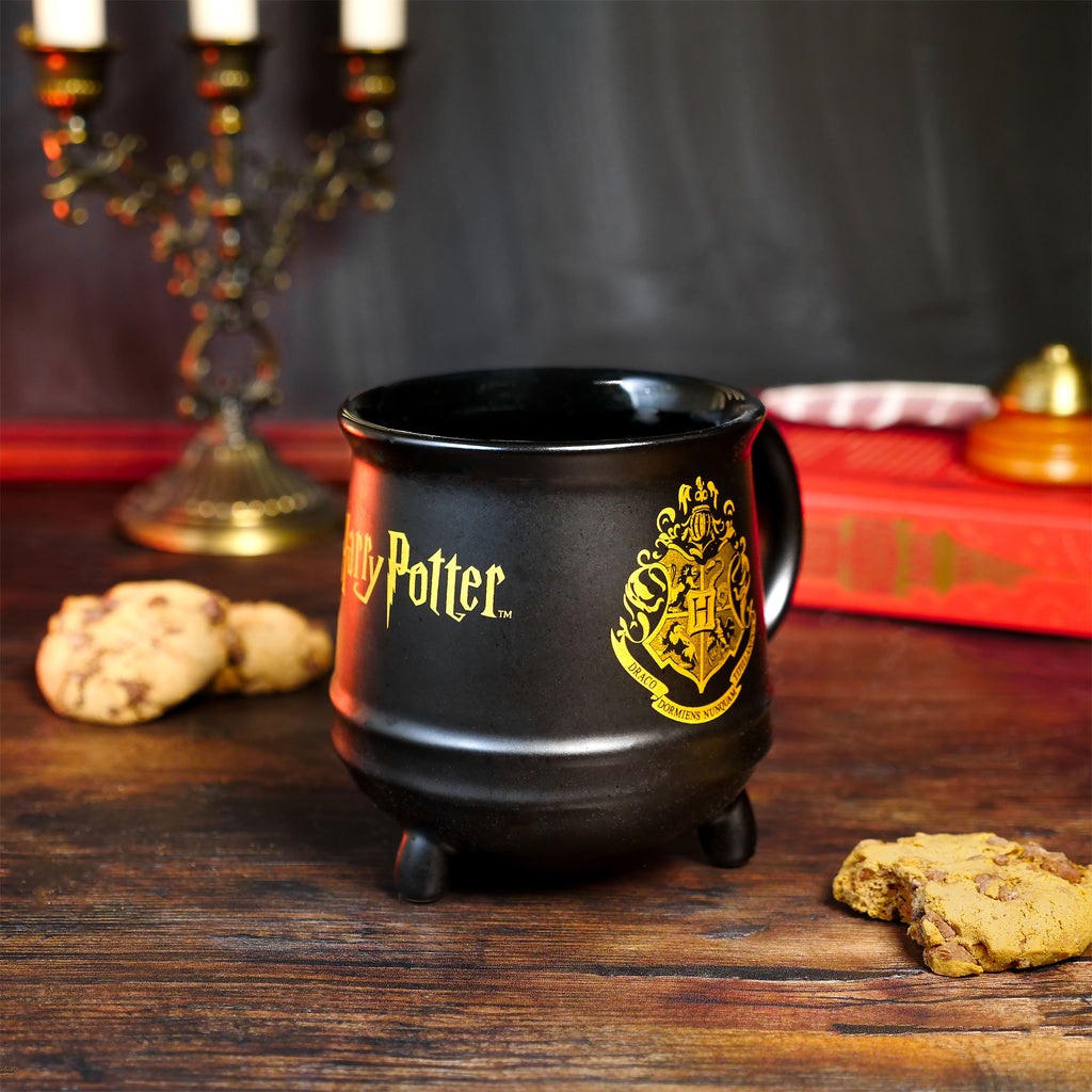 Produktbild Harry Potter - Hogwarts Kittel Mugg med emblem