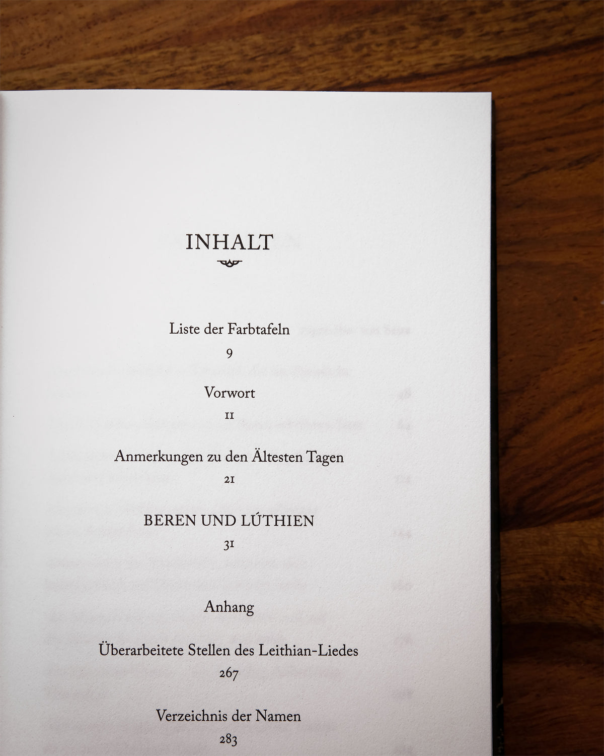 Produktbild Beren och Lúthien - Inbunden utgåva