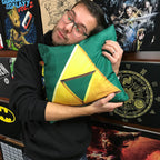 Produktbild Zelda - Hyrule Triforce Logotyp Kudde