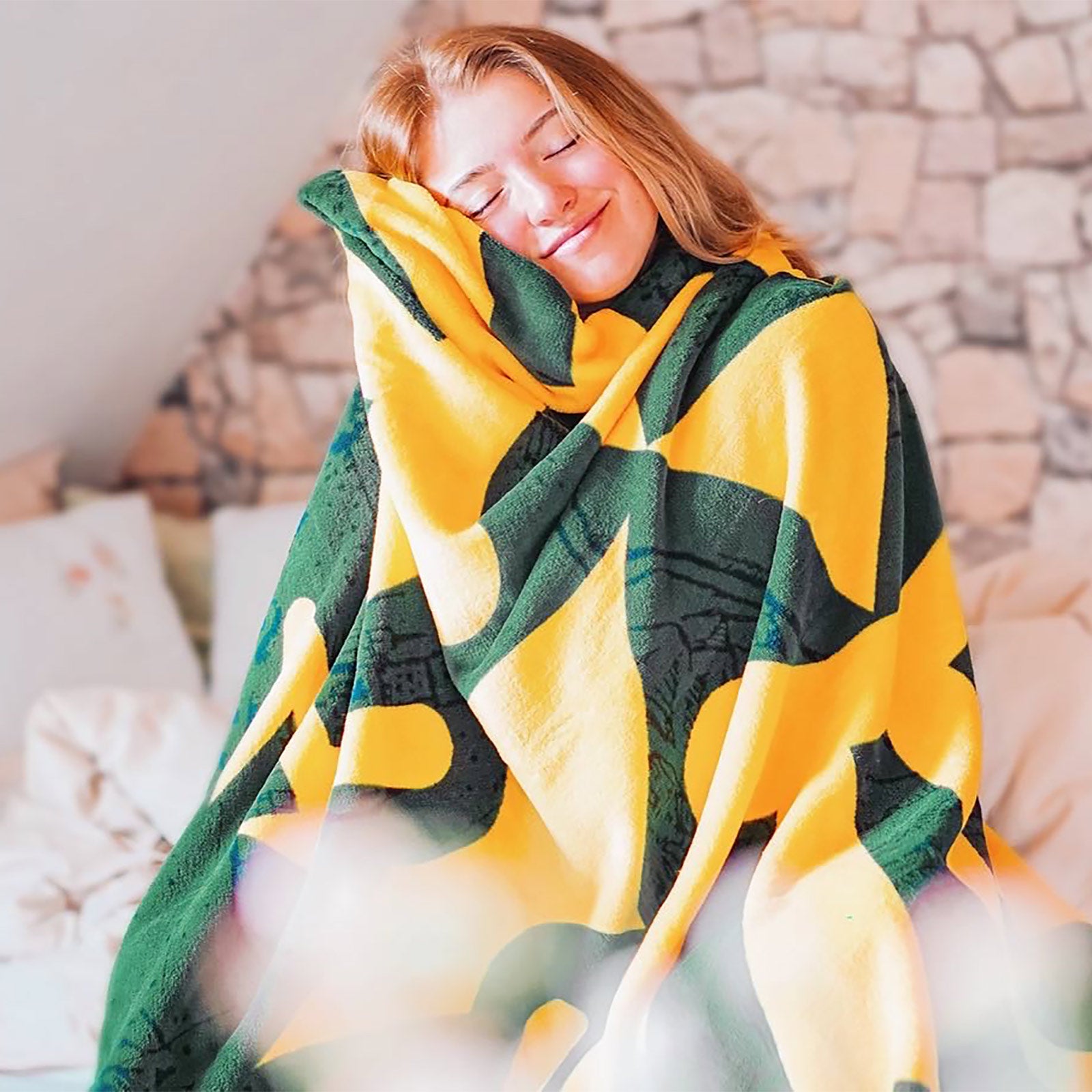 Product image Zelda - Hyrule Logo Fleece Blanket