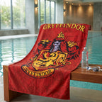 Produktbild Harry Potter - Strandhandduk med Gryffindor-emblem