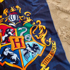 Produktbild Harry Potter - Strandhandduk med Hogwarts vapensköld
