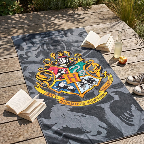 Produktbild Harry Potter - Strandhandduk med Hogwarts vapensköld