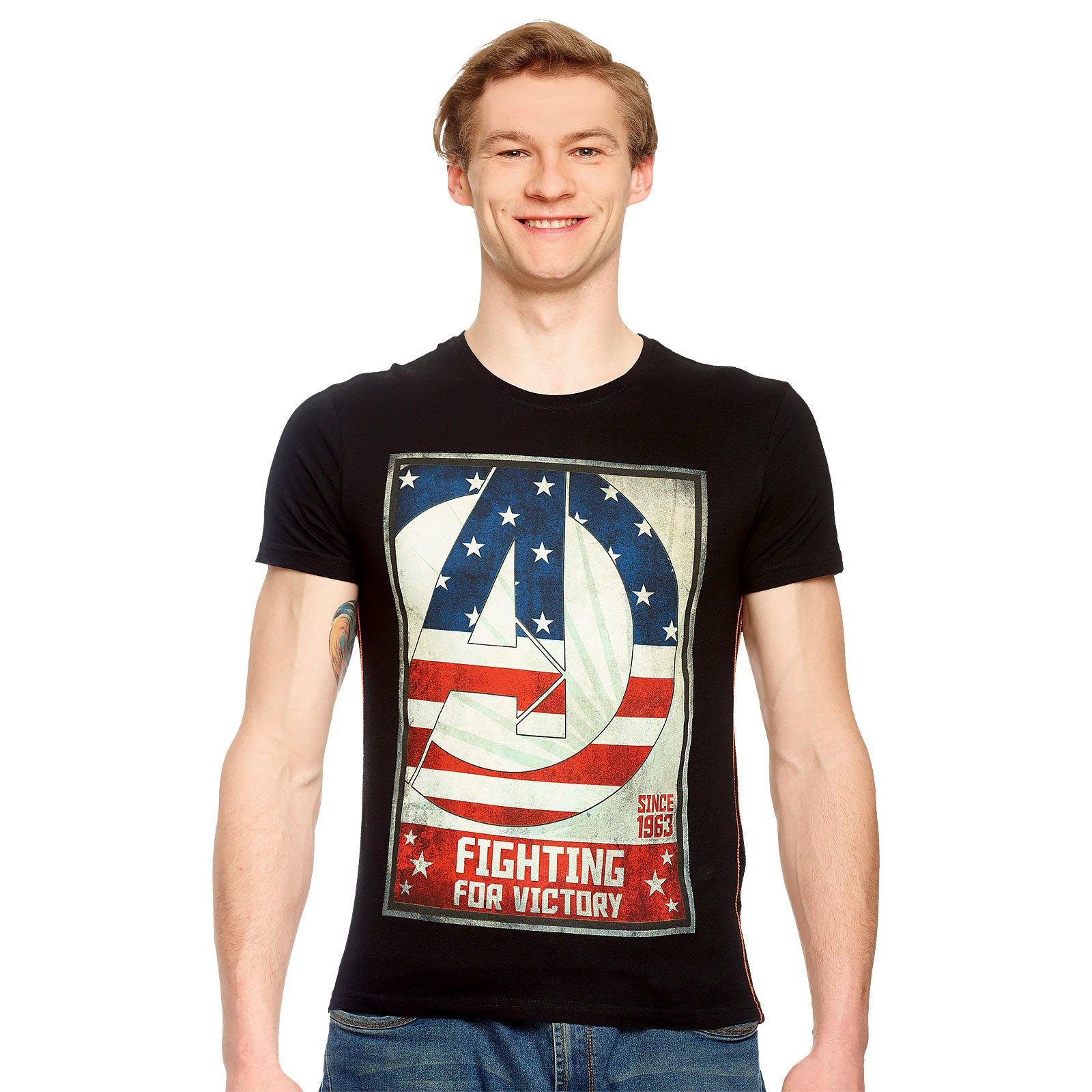 Produktbild Avengers - Fighting for Victory T-shirt svart