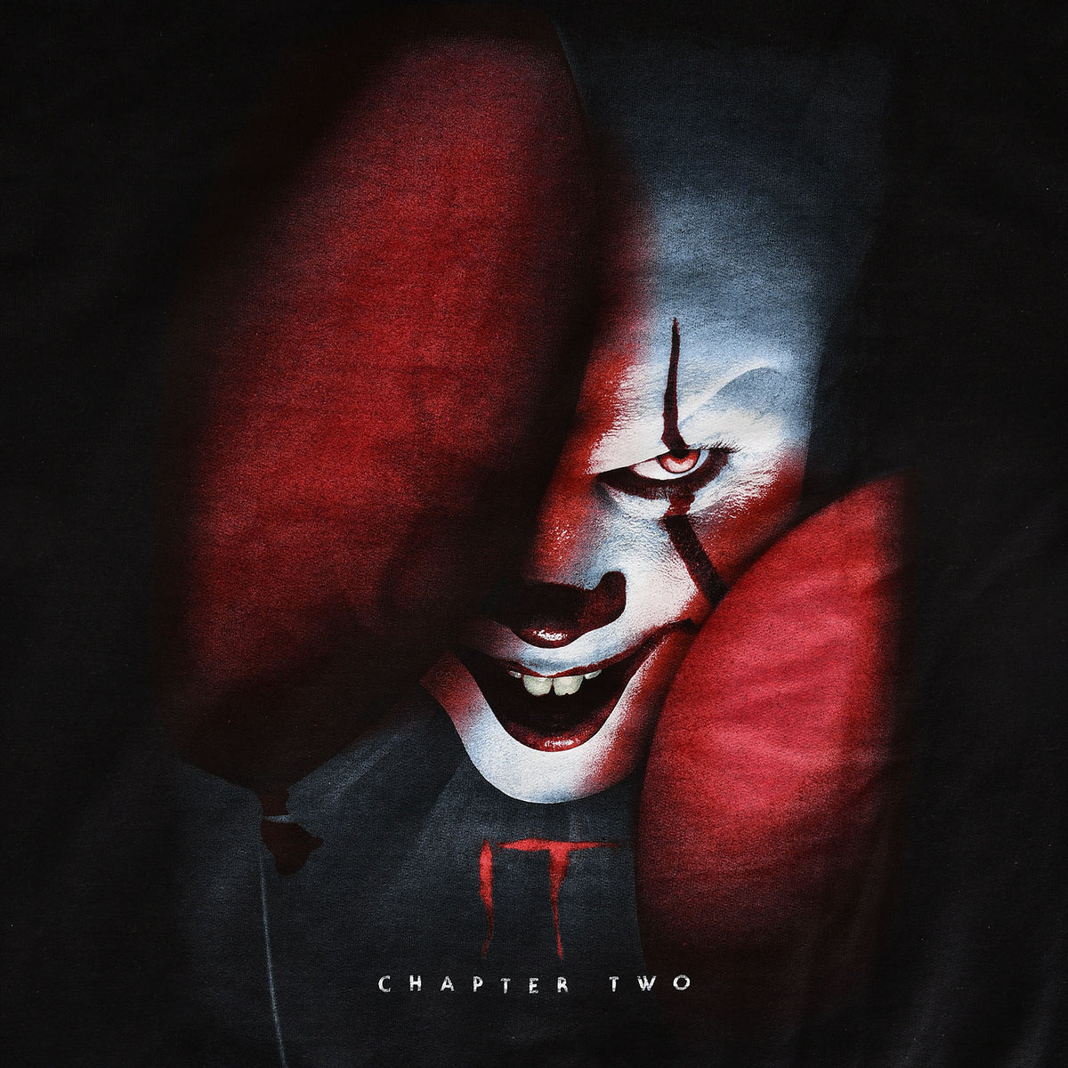 Produktbild Stephen Kings DET - Pennywise Chapter Two Hoodie svart