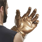 Produktbild Avengers - Thanos Infinity Gauntlet med ljus och ljud