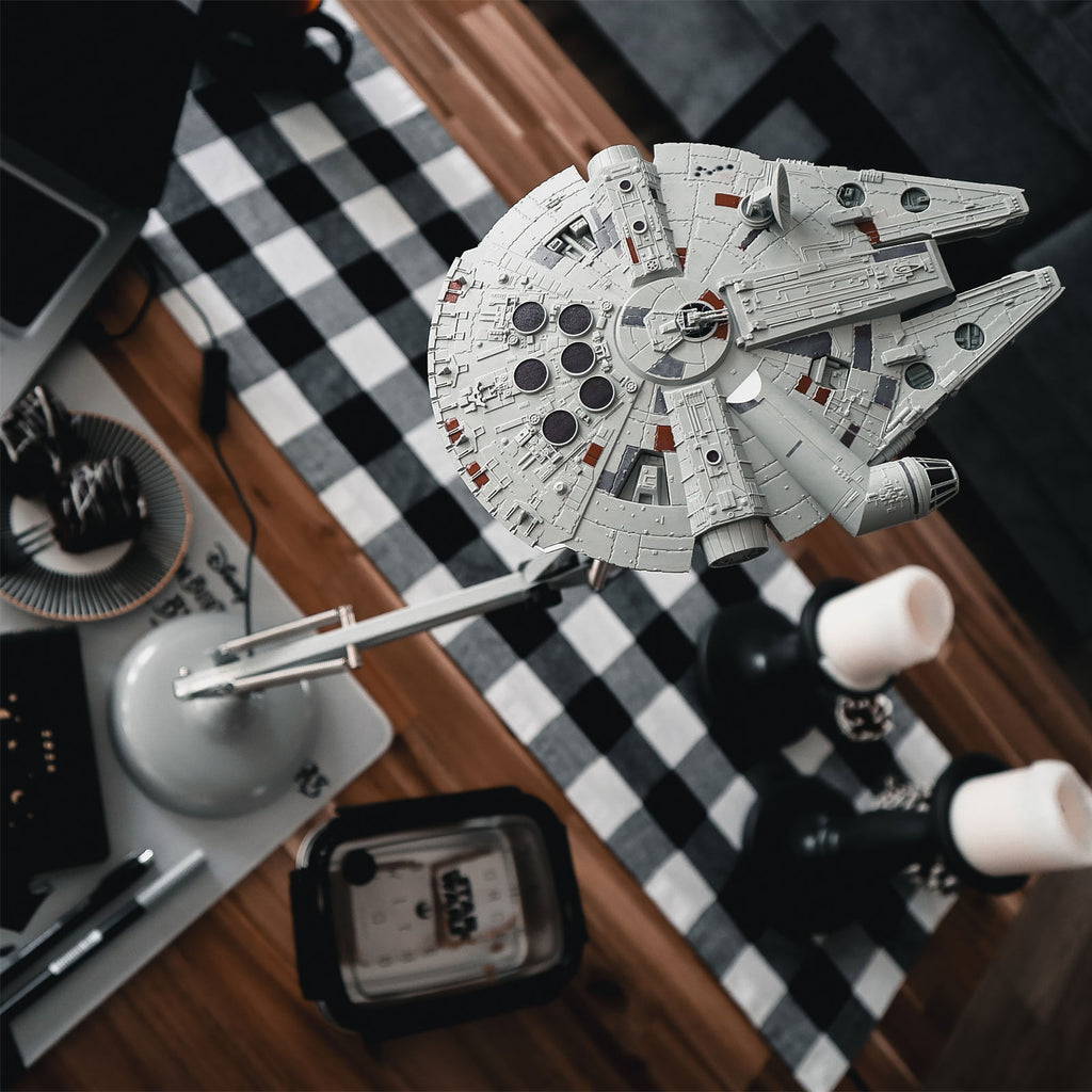 Produktbild Star Wars - Millennium Falcon Bordslampa
