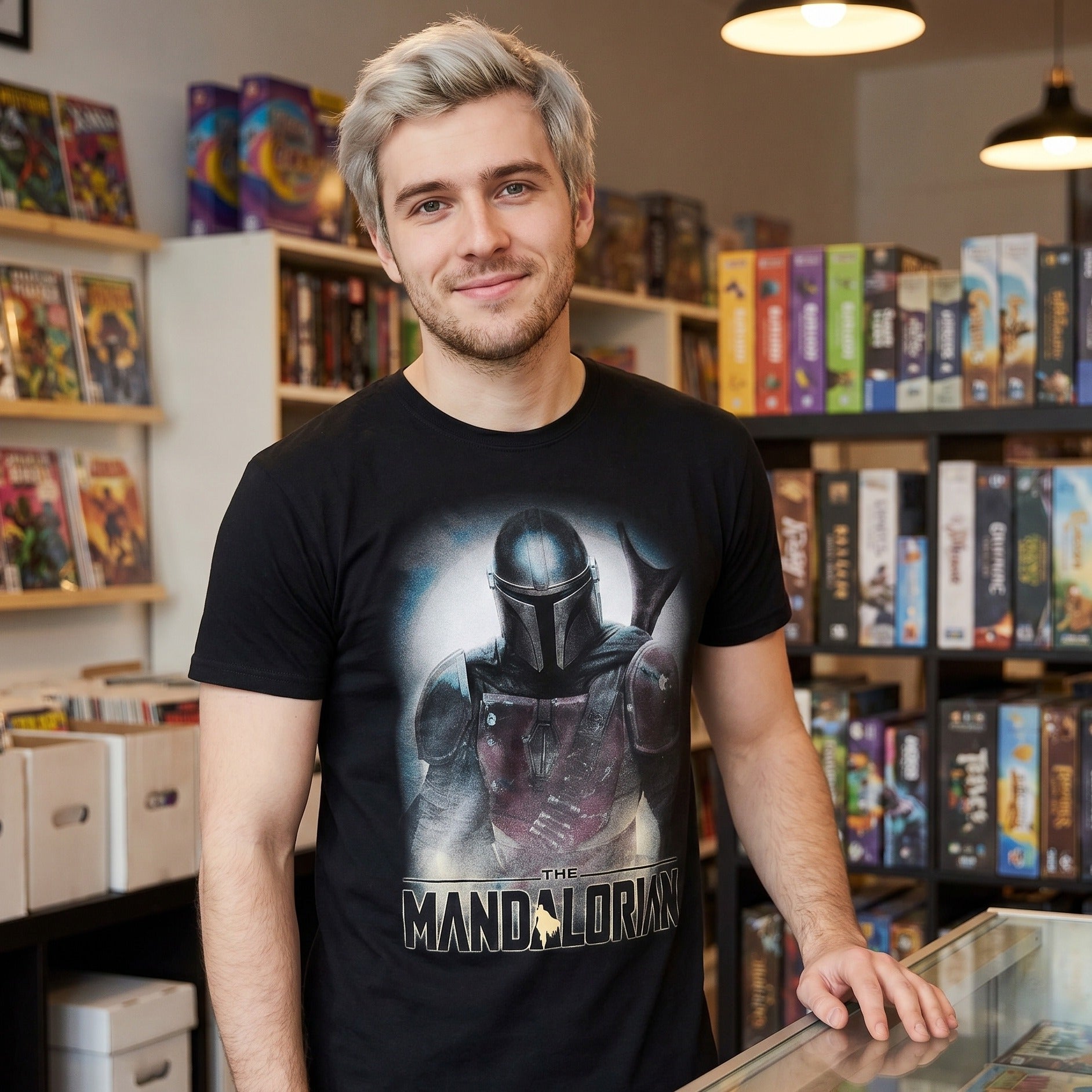 Produktbild The Mandalorian Fighter T-Shirt svart - Star Wars