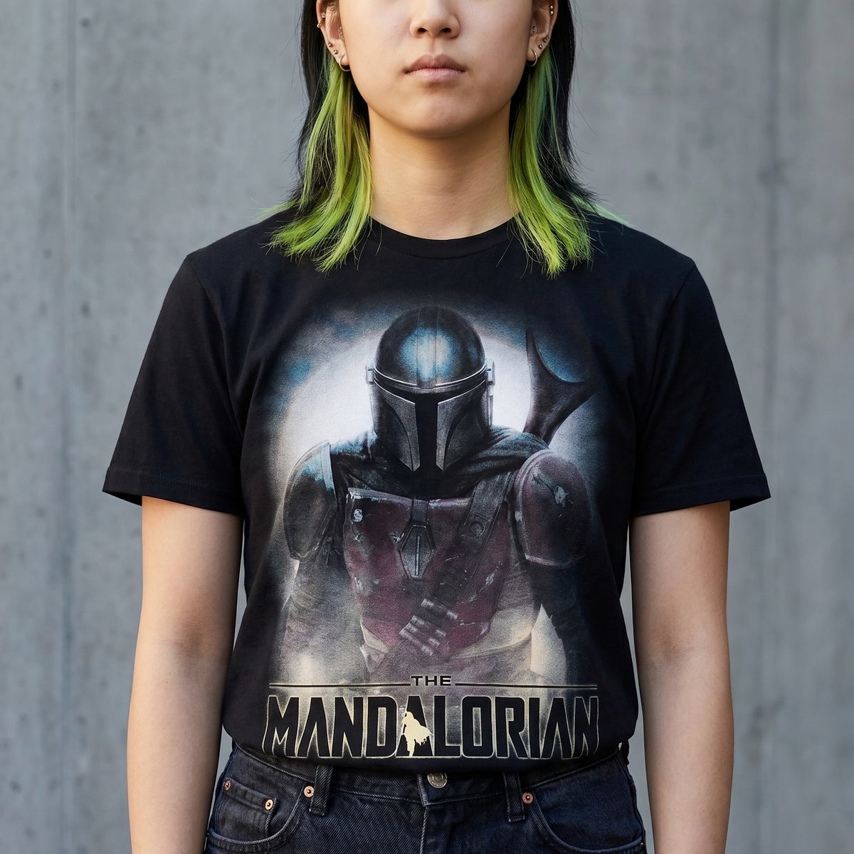 Produktbild The Mandalorian Fighter T-Shirt svart - Star Wars