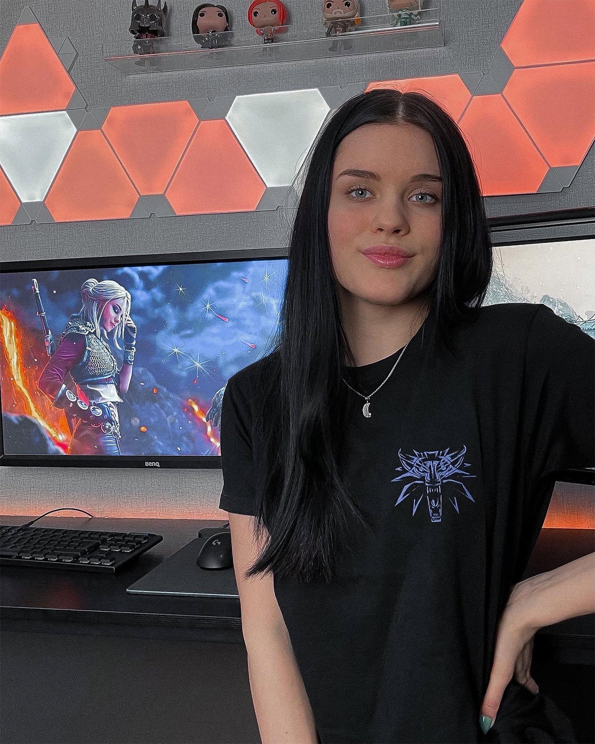 Produktbild Witcher - Geralt Slaktaren från Blaviken Glow in the Dark T-shirt svart