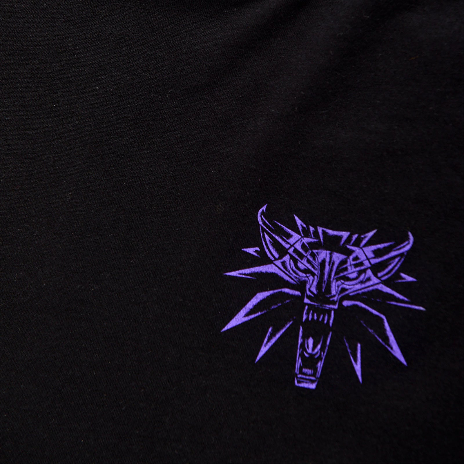 Produktbild Witcher - Geralt Slaktaren från Blaviken Glow in the Dark T-shirt svart