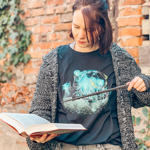 Produktbild Harry Potter - Hogwarts at Night Sketch T-shirt svart