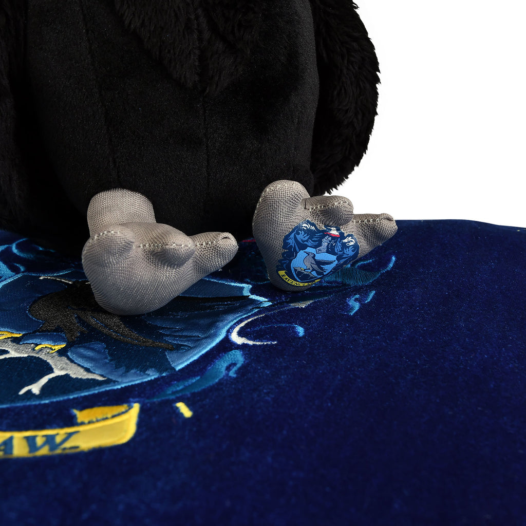 Produktbild Harry Potter - Ravenclaw kudde med vapensköld och plyschfigur