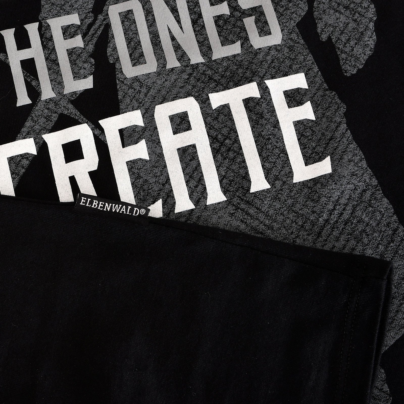 Produktbild Monsters We Create T-shirt för Witcher-fans svart