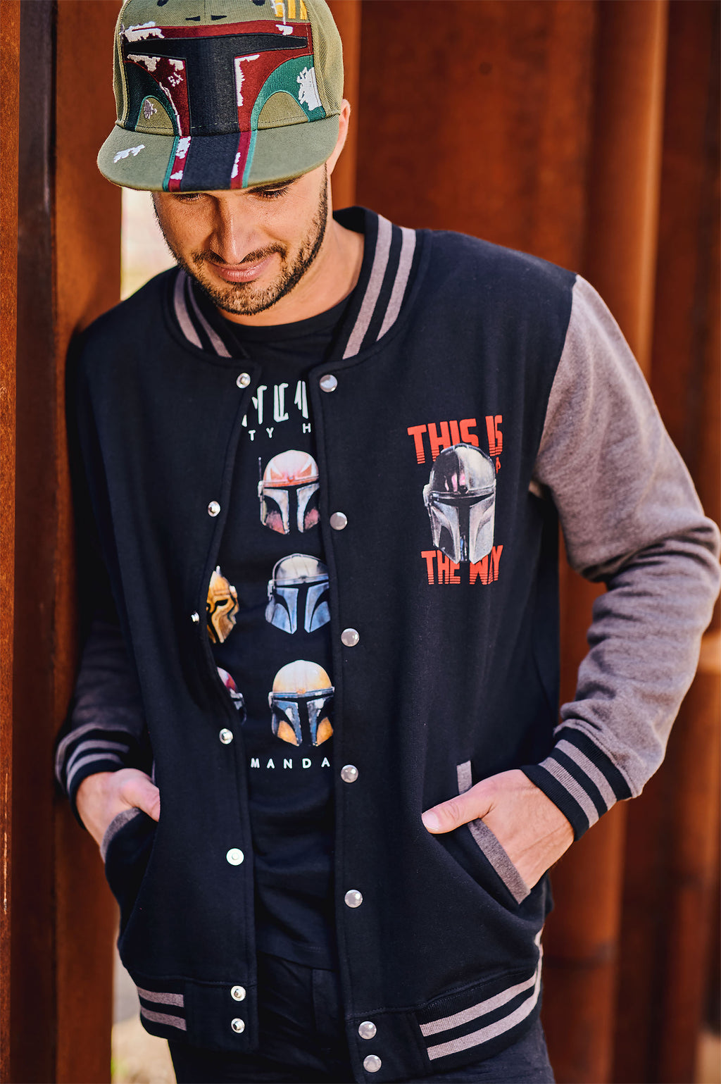 Produktbild Star Wars - Mandalorian Helmets T-shirt svart