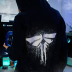 Produktbild The Last of Us - Fireflies Logo huvtröja svart