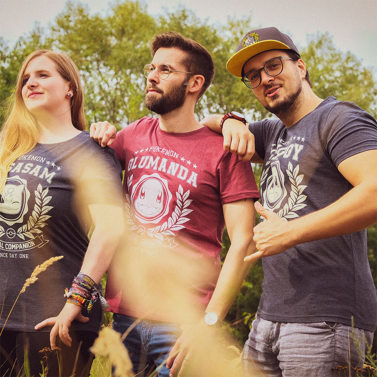 Produktbild Pokemon - Bisasam Loyal Companion T-shirt blå