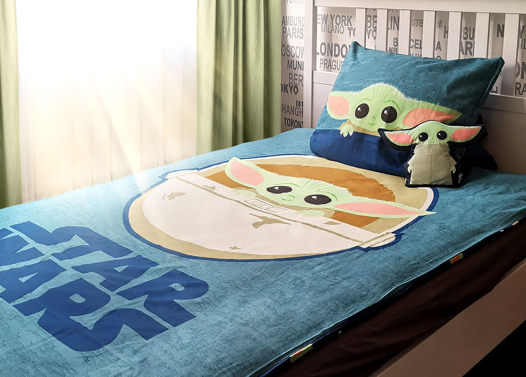 Produktbild The Child vändbart påslakanset - Star Wars The Mandalorian