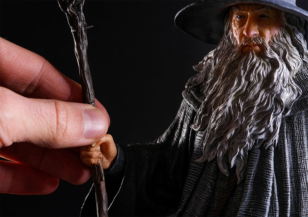 Produktbild Sagan om Ringen - Gandalf den Grå Classic Series Deluxe Figur 35 cm