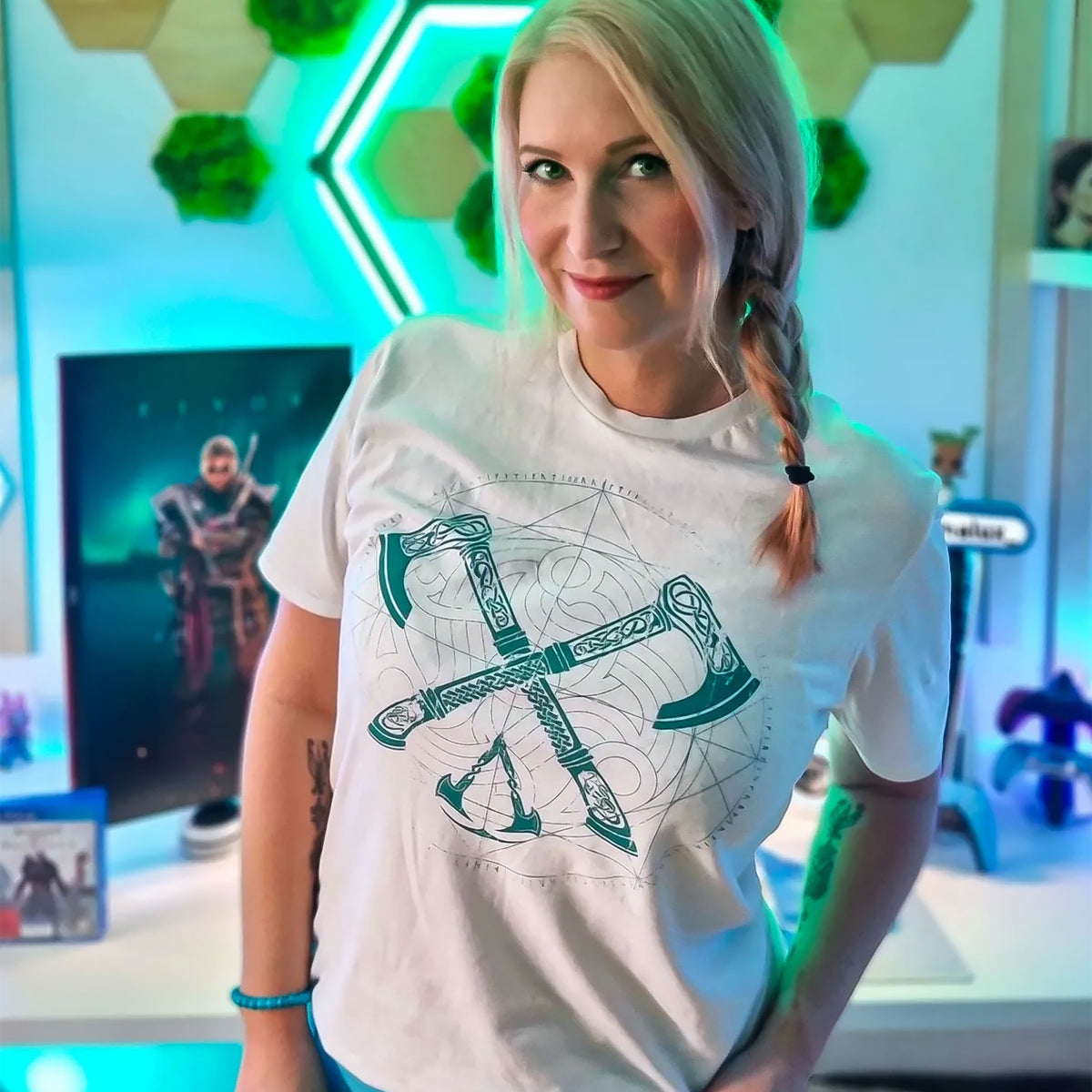 Produktbild Assassin's Creed - Valhalla Crossaxe T-shirt vit
