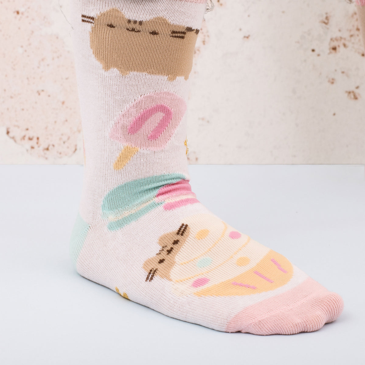 Produktbild Pusheen - Cupcake strumpor och mugg