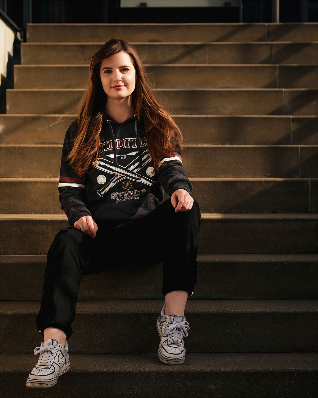 Produktbild Harry Potter - Quidditch Hogwarts Skolhoodie
