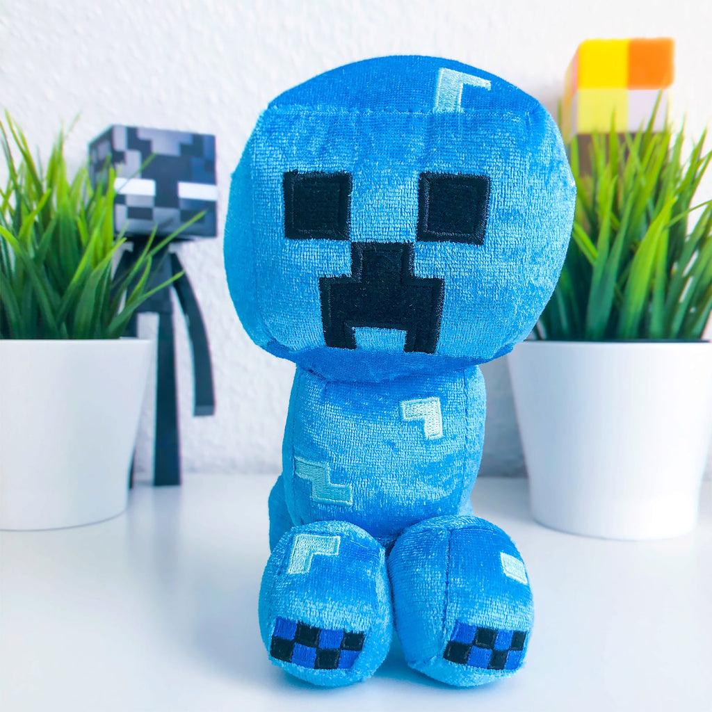 Product image Minecraft - Happy Explorer Charged Creeper Plush Figure 19 cm