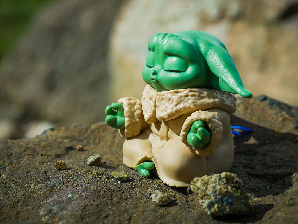 Produktbild Grogu Curious Child & Meditation Mini-Figurset - Star Wars The Mandalorian
