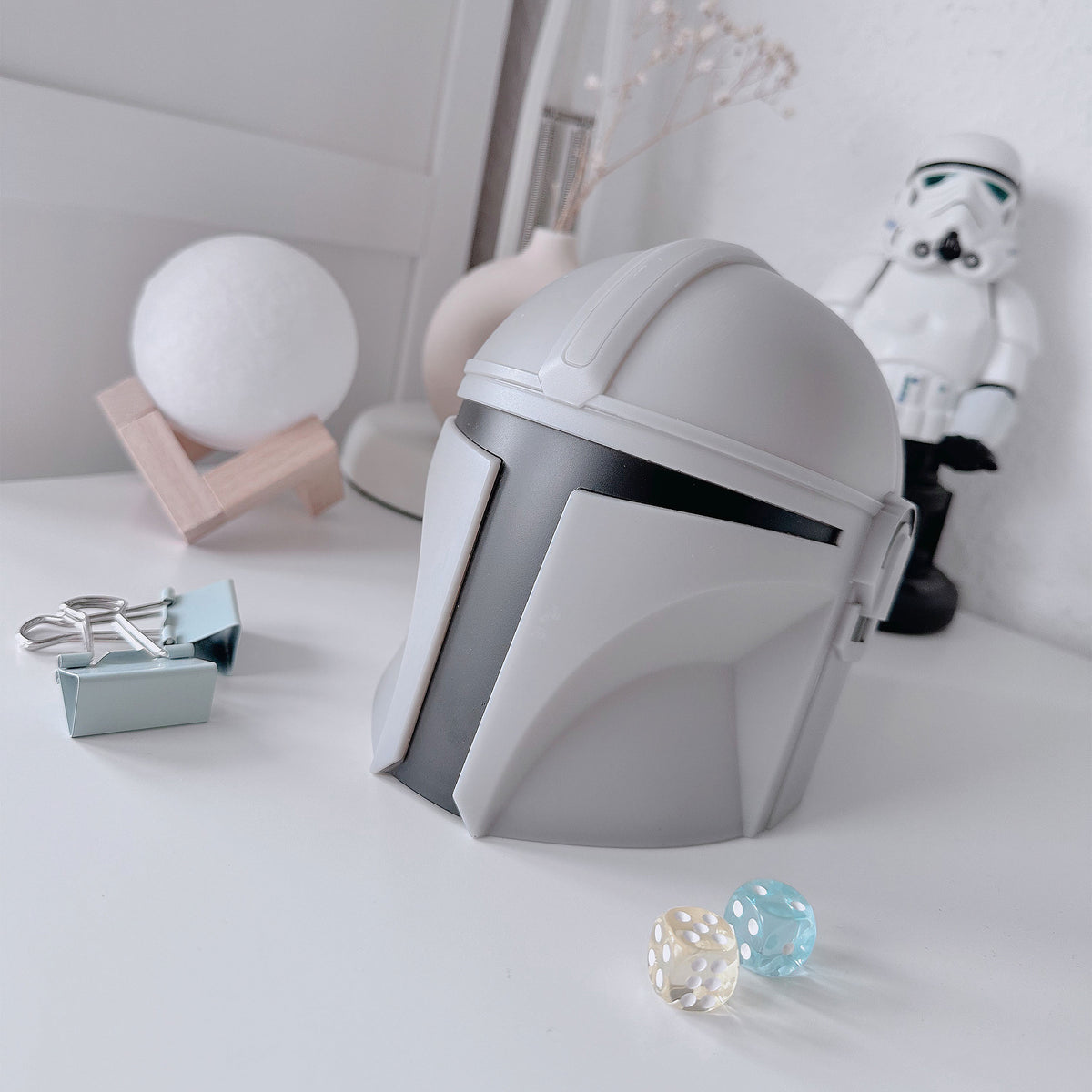 Produktbild The Mandalorian hjälmlampa - Star Wars