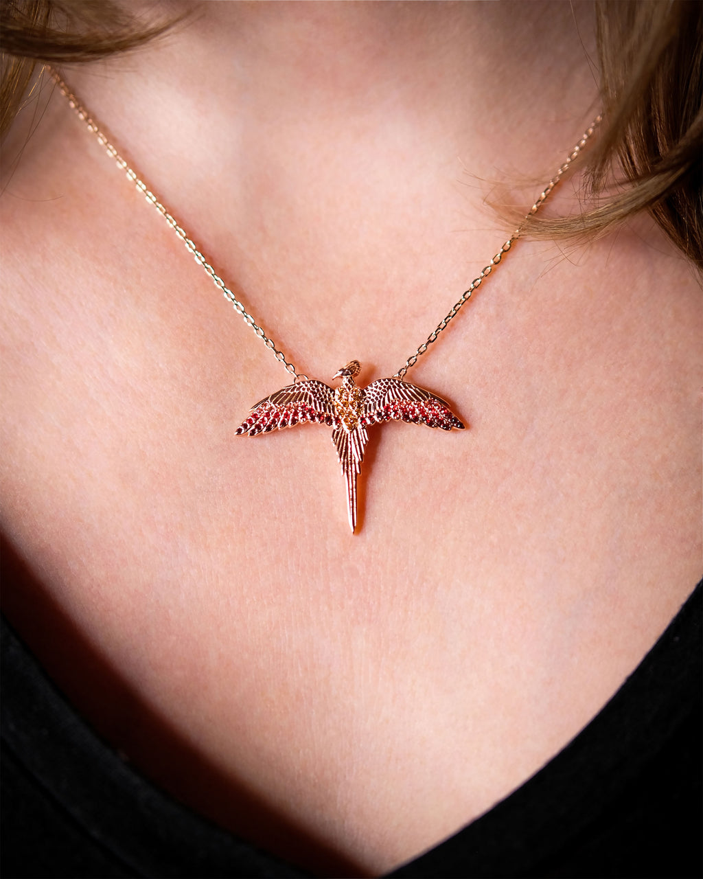 Produktbild Harry Potter - Fawkes halsband med kristaller