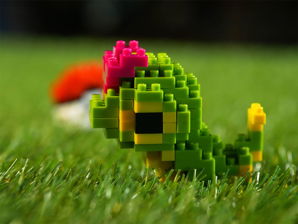 Produktbild Pokemon - Caterpie med Pokeball nanoblock Mini byggklossfigur set