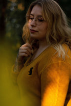 Produktbild Harry Potter - Hufflepuff stickad klänning gul