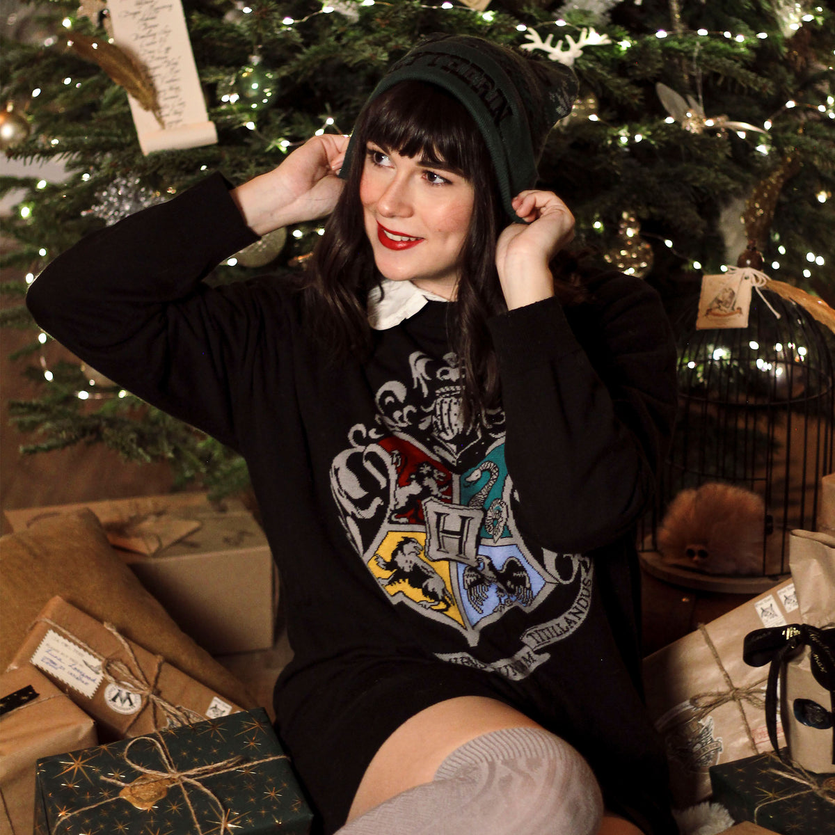 Produktbild Harry Potter - Oversize Tröja med Hogwarts-emblem svart
