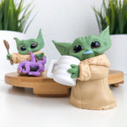 Produktbild Grogu med tentakelsoppa och mjölkmustasch-pose mini-figursset - Star Wars The Mandalorian