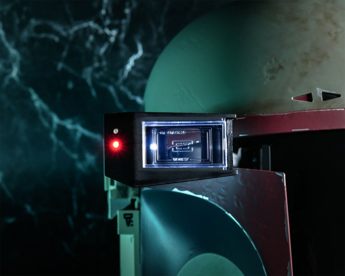 Produktbild Boba Fett Premium Hjälm Replika Re-Armored med Ljuseffekter - Star Wars