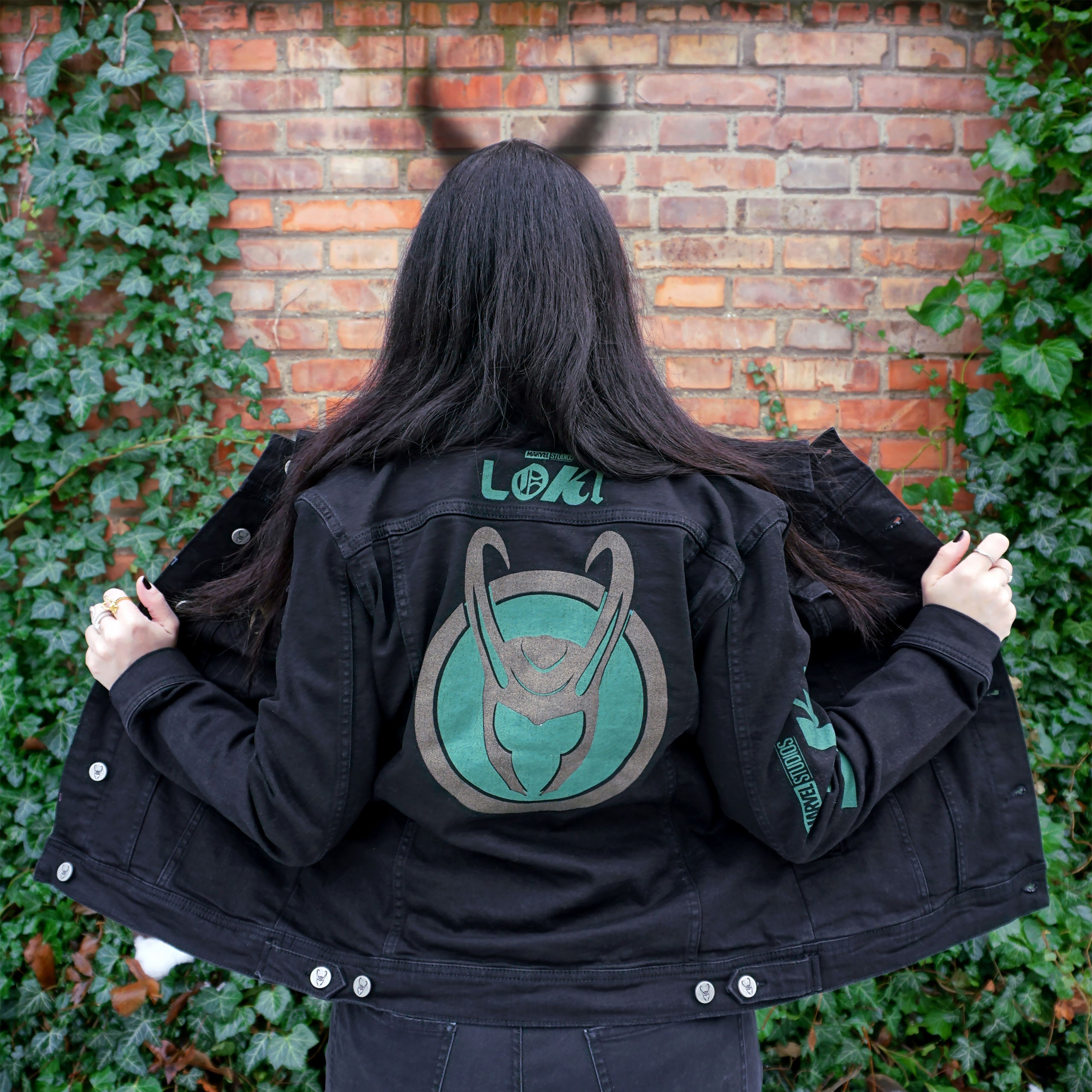 Produktbild Loki - Logo jeansjacka dam svart