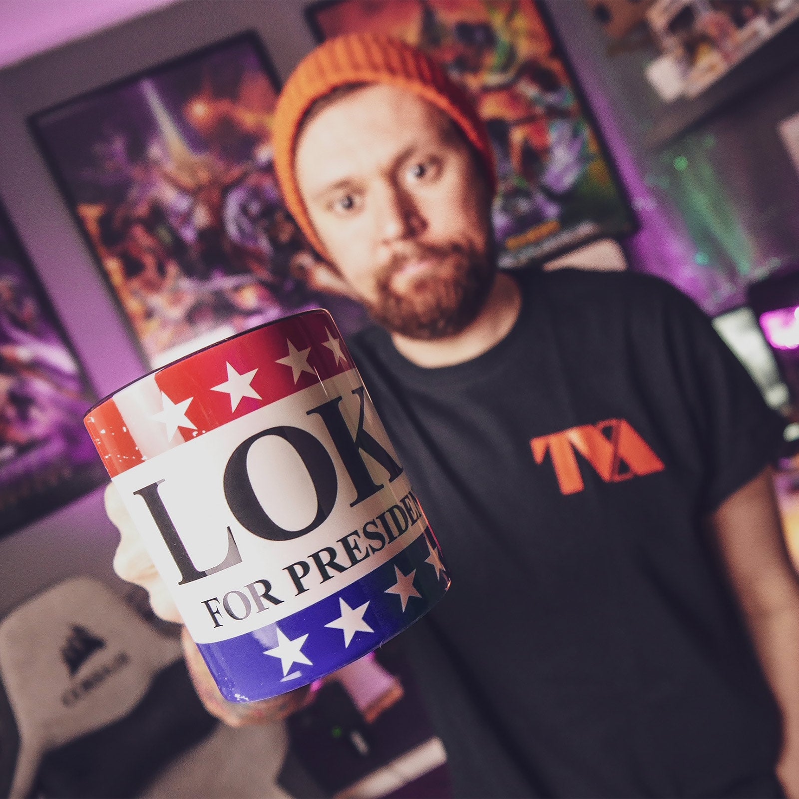 Produktbild For President-mugg för Loki-fans