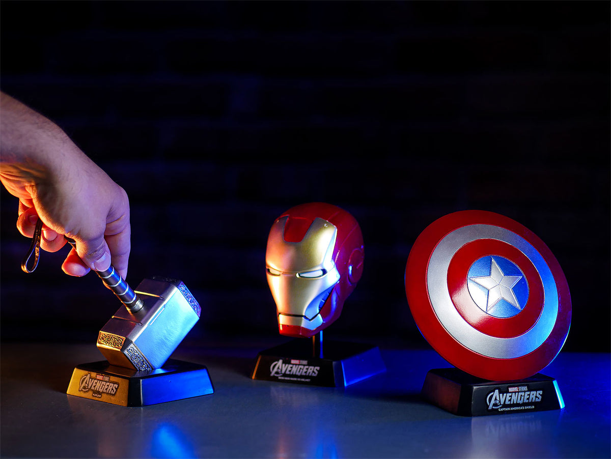 Produktbild Captain America - Sköldreplika Marvel Museum Collection