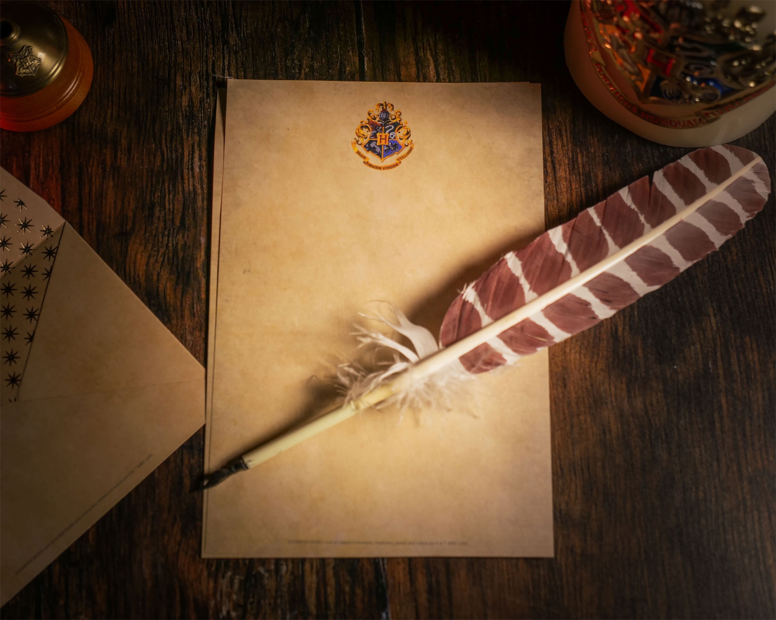 Produktbild Harry Potter - Brevpapper med Hogwarts-vapen