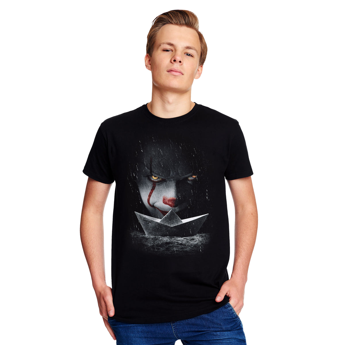 Produktbild Stephen Kings DET - Pennywise T-shirt med pappersbåt svart
