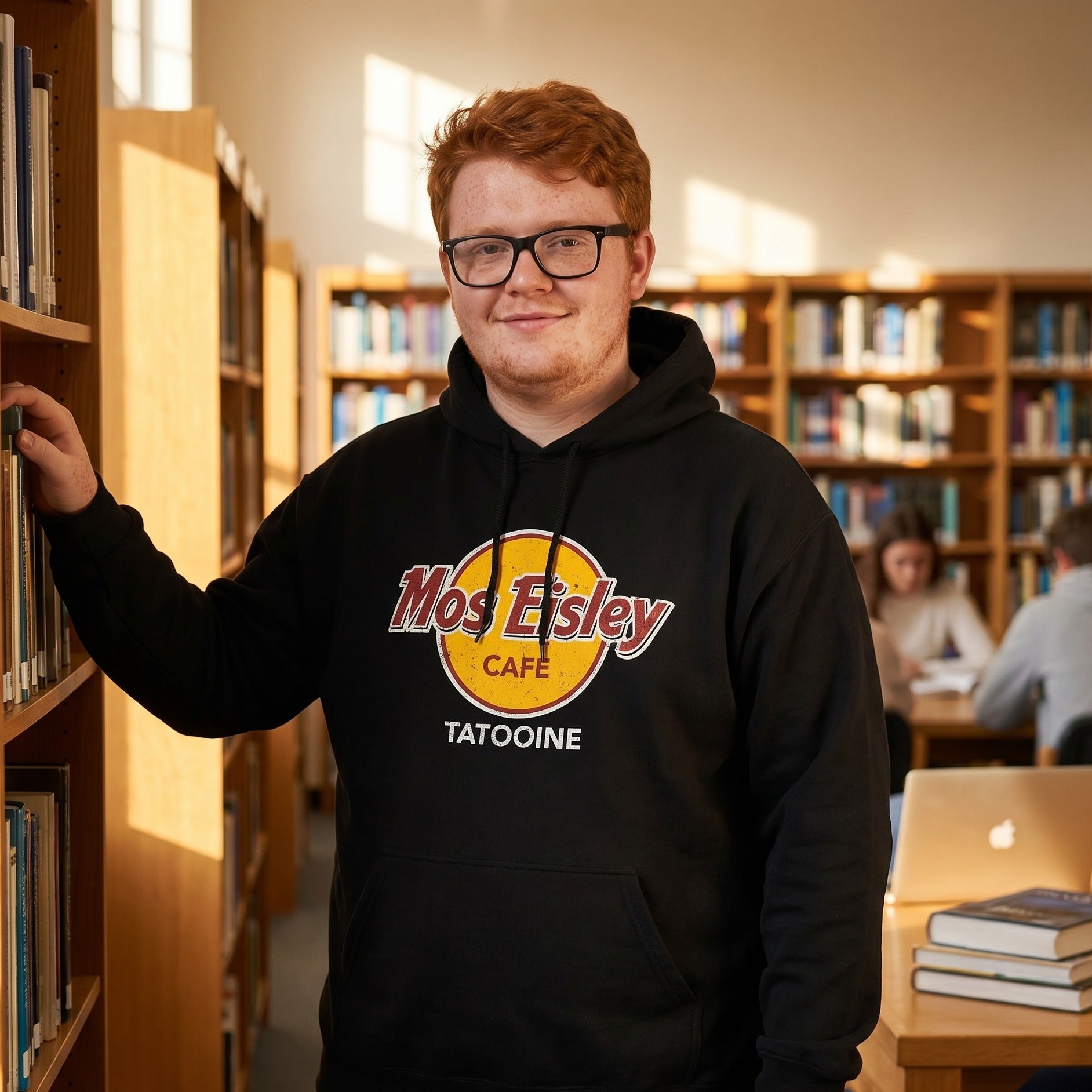 Produktbild Mos Eisley Cafe Hoodie för Star Wars-fans svart
