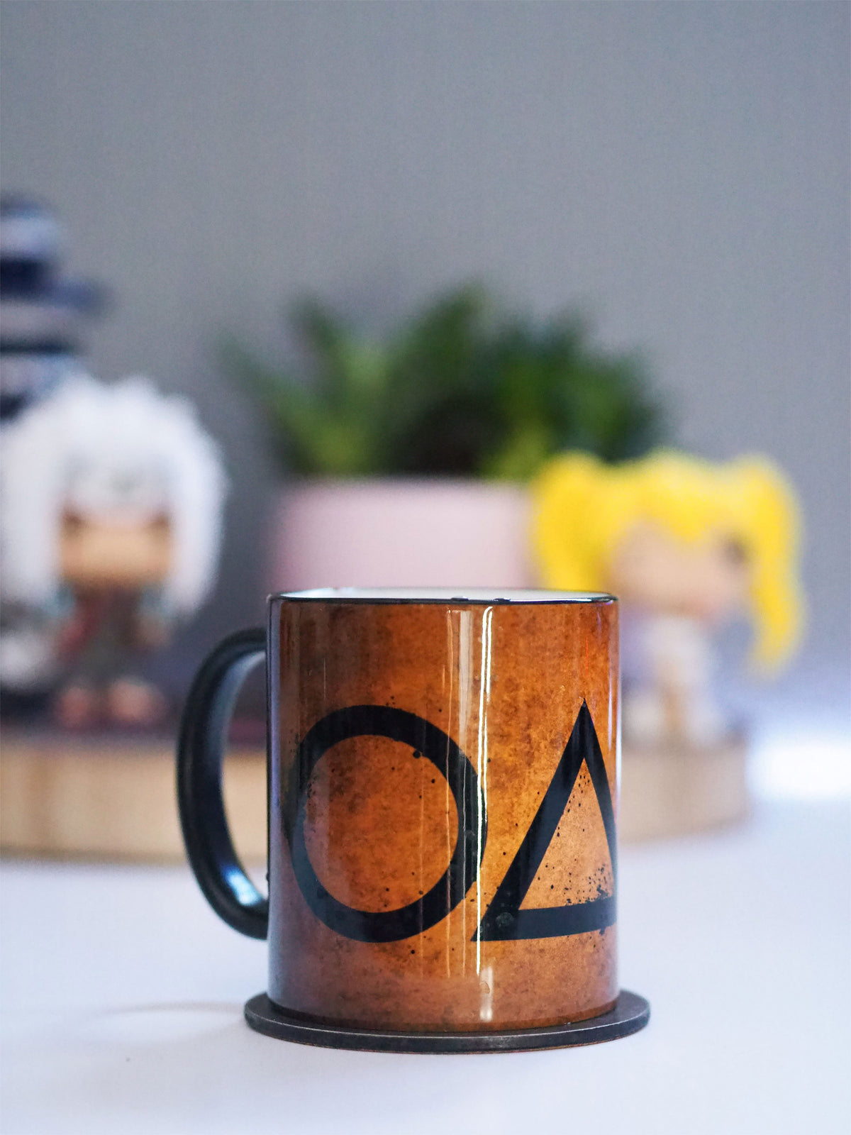 Produktbild Symbols-mugg för Squid Game-fans